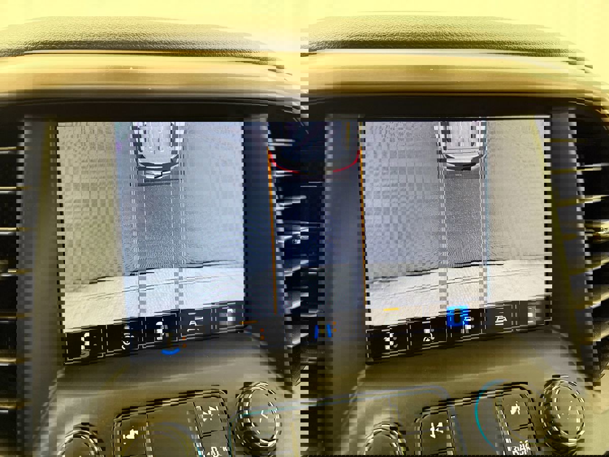 Used 2021 GMC Acadia Denali w/ Denali Technology Package image 26