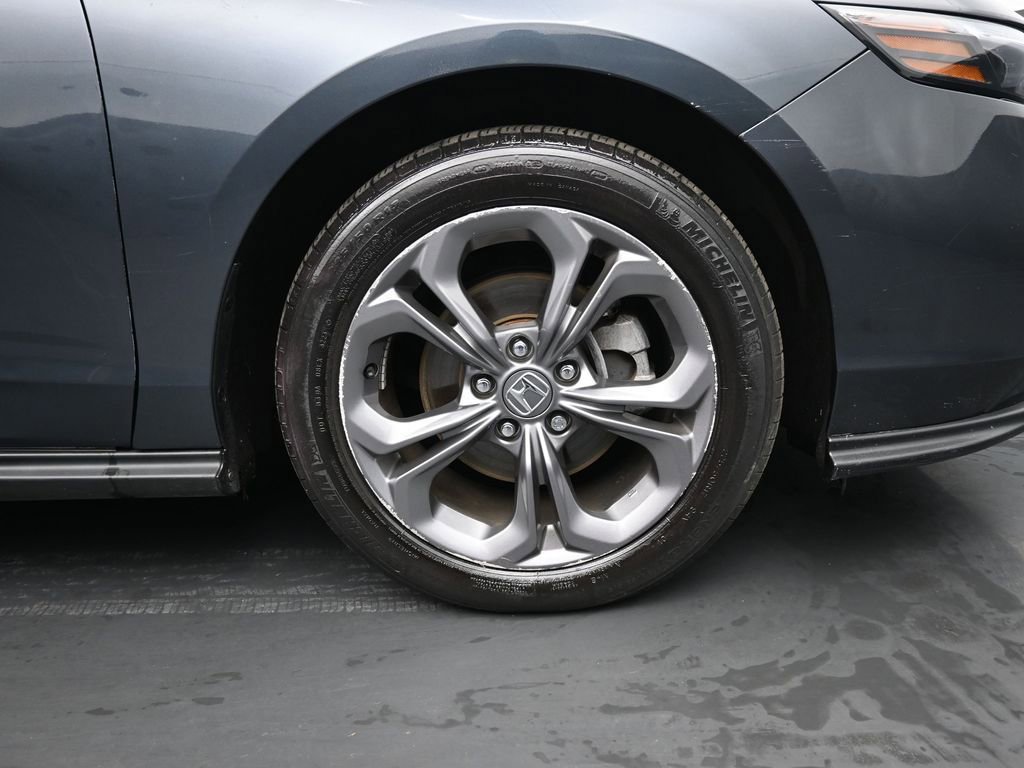 Used 2023 Honda Accord EX image 10