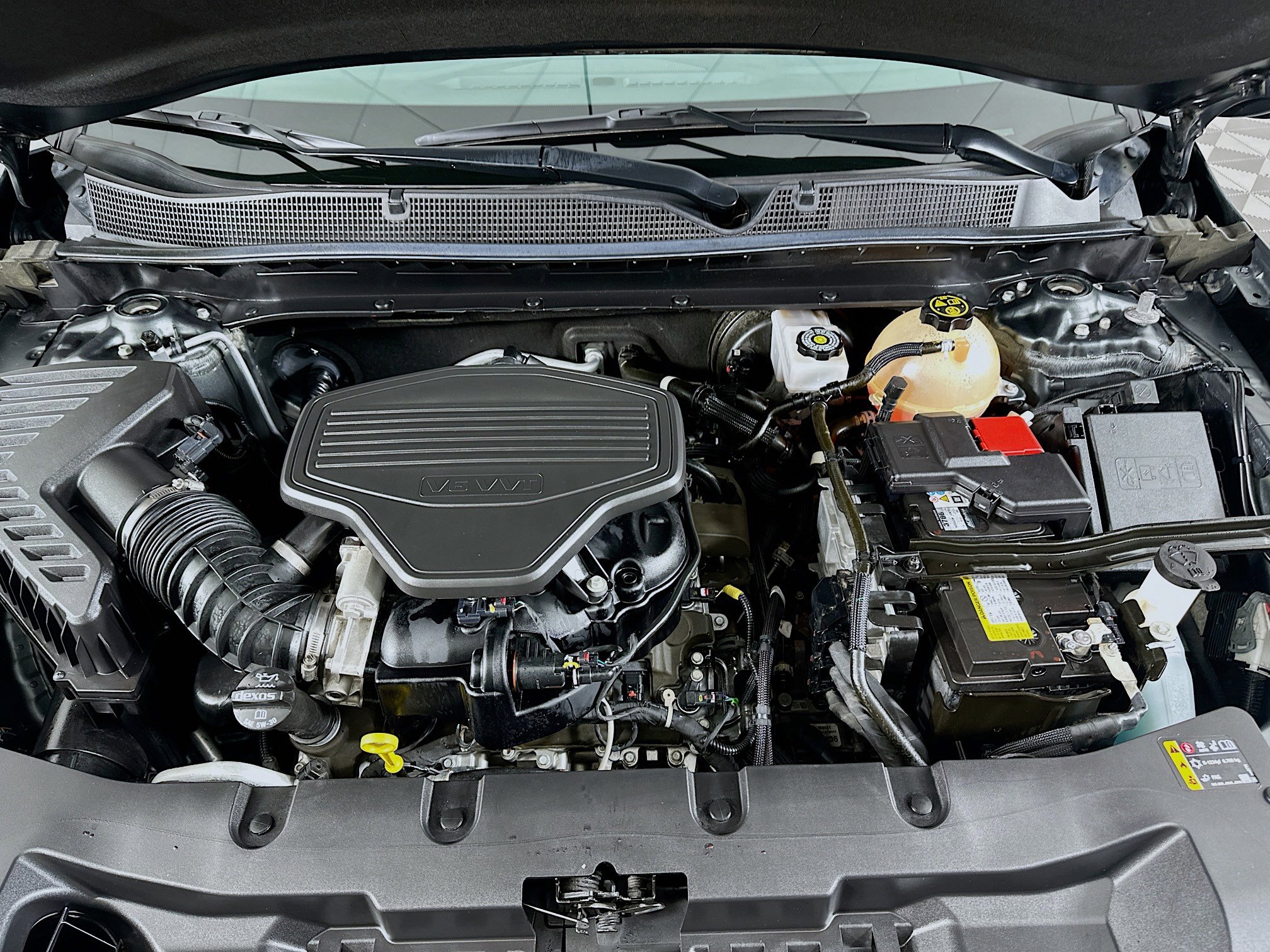 Used 2020 Chevrolet Blazer LT w/ Sound & Technology Package image 32