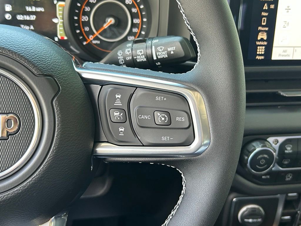 New 2025 Jeep Wrangler Sahara image 39