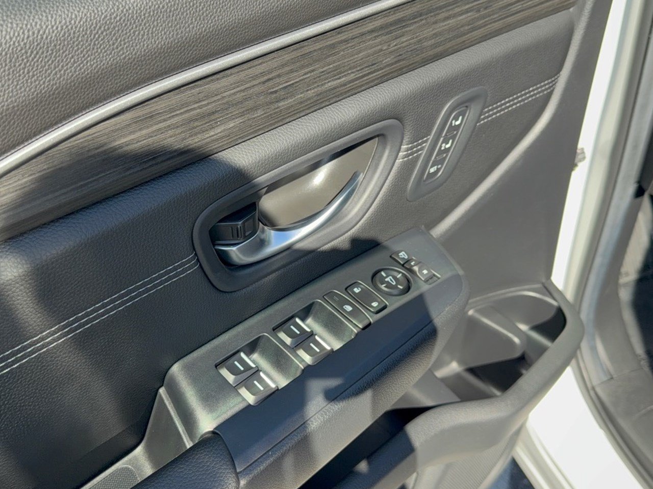Used 2026 Honda Pilot Touring image 15