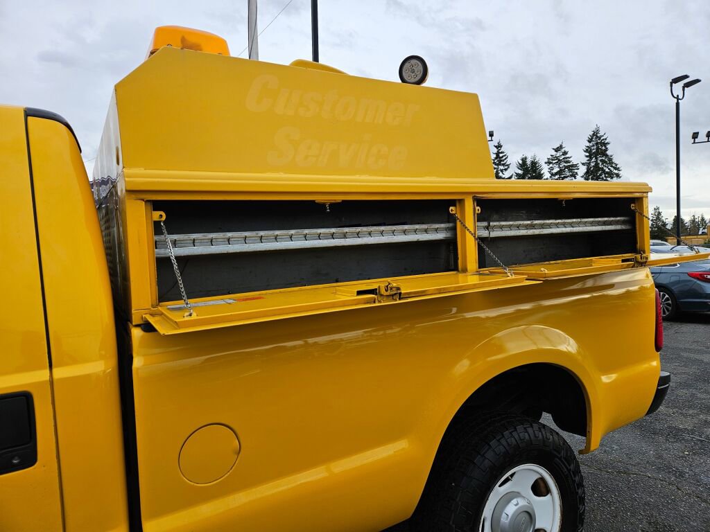 Used 2008 Ford F350 XL image 9