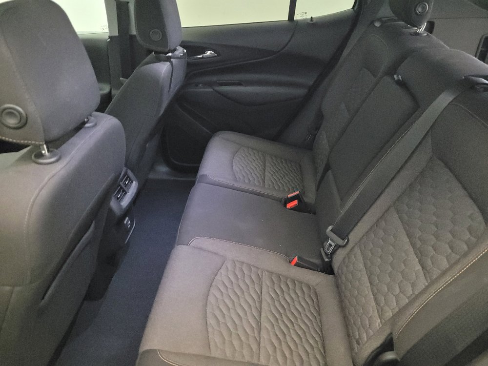 Used 2019 Chevrolet Equinox LT image 18