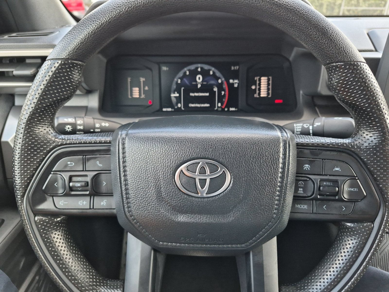 Used 2024 Toyota Tacoma SR5 AWD/4WD image 20