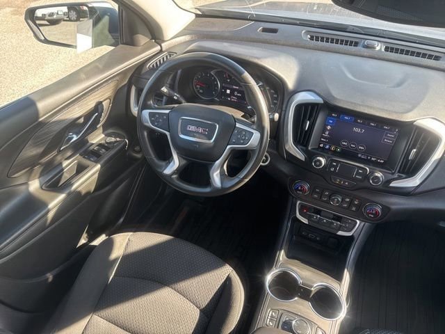 Used 2024 GMC Terrain SLE w/ Driver Convenience Package AWD/4WD image 34