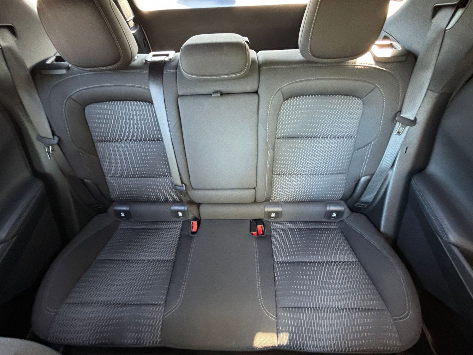 Used 2025 Chevrolet Equinox LT AWD/4WD image 40