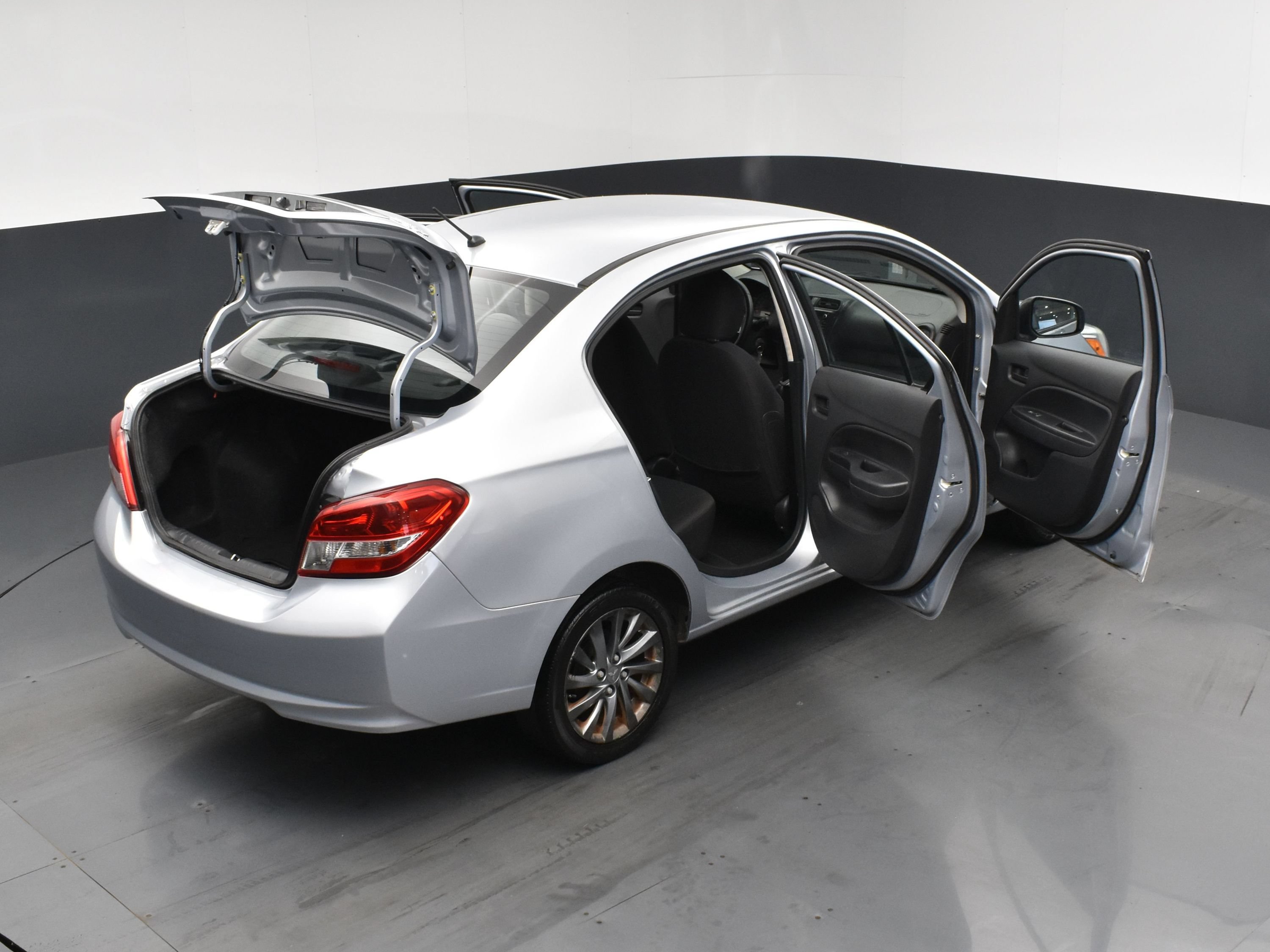 Used 2018 Mitsubishi Mirage G4 ES FWD image 24