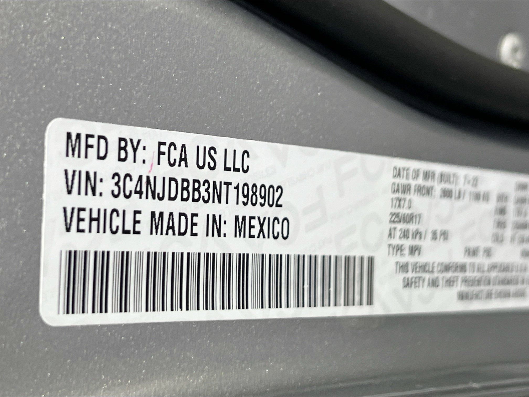 Used 2022 Jeep Compass Latitude image 29