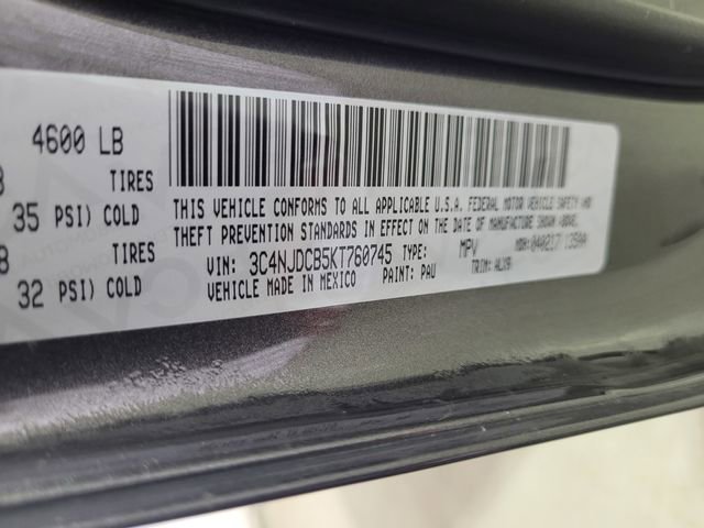 Used 2019 Jeep Compass Limited image 41