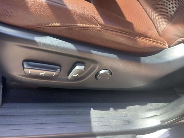 Used 2020 Toyota 4Runner Limited AWD/4WD image 10