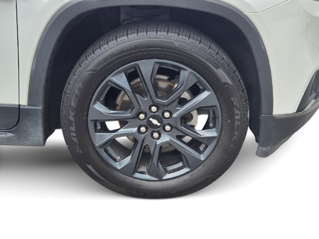 Used 2019 Chevrolet Traverse RS w/ LPO, 'HIT The Road' Package AWD/4WD image 6