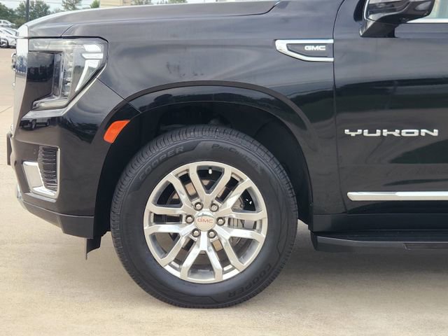 Used 2022 GMC Yukon XL SLT w/ SLT Premium Package AWD/4WD image 8