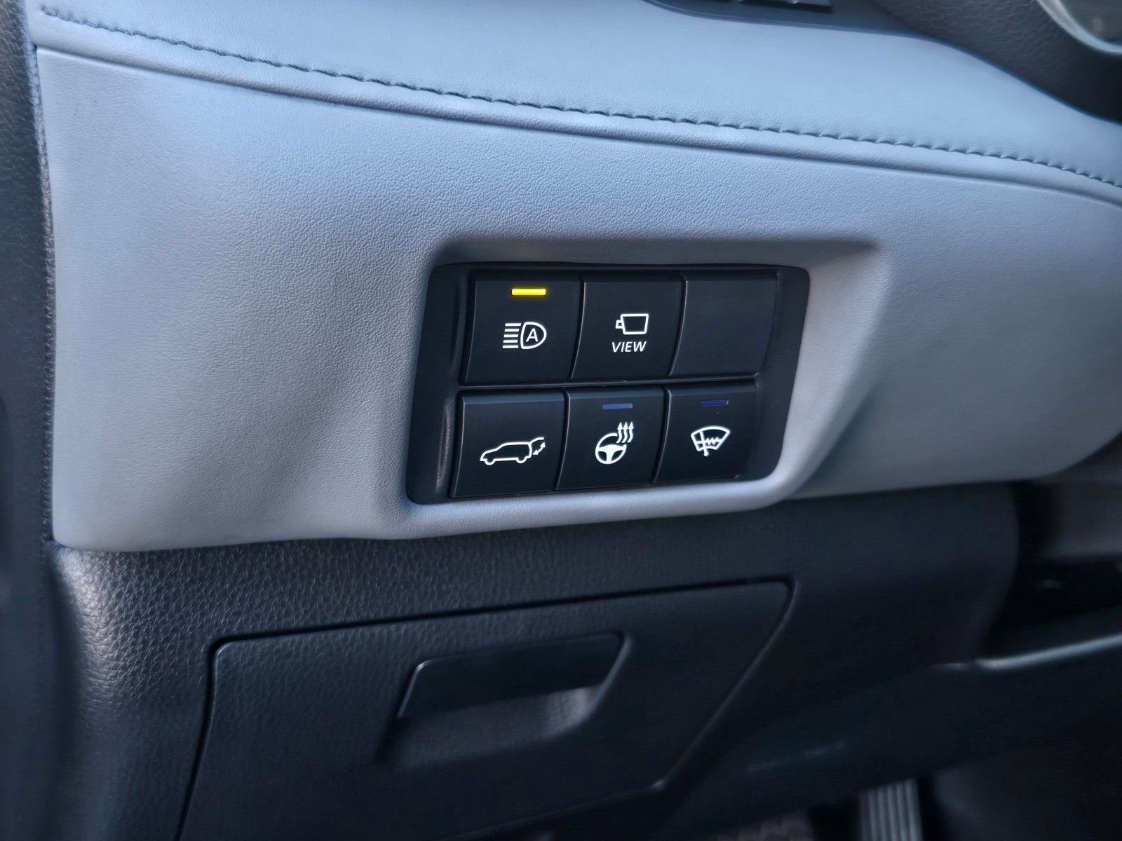 Certified 2022 Toyota Highlander Platinum image 19