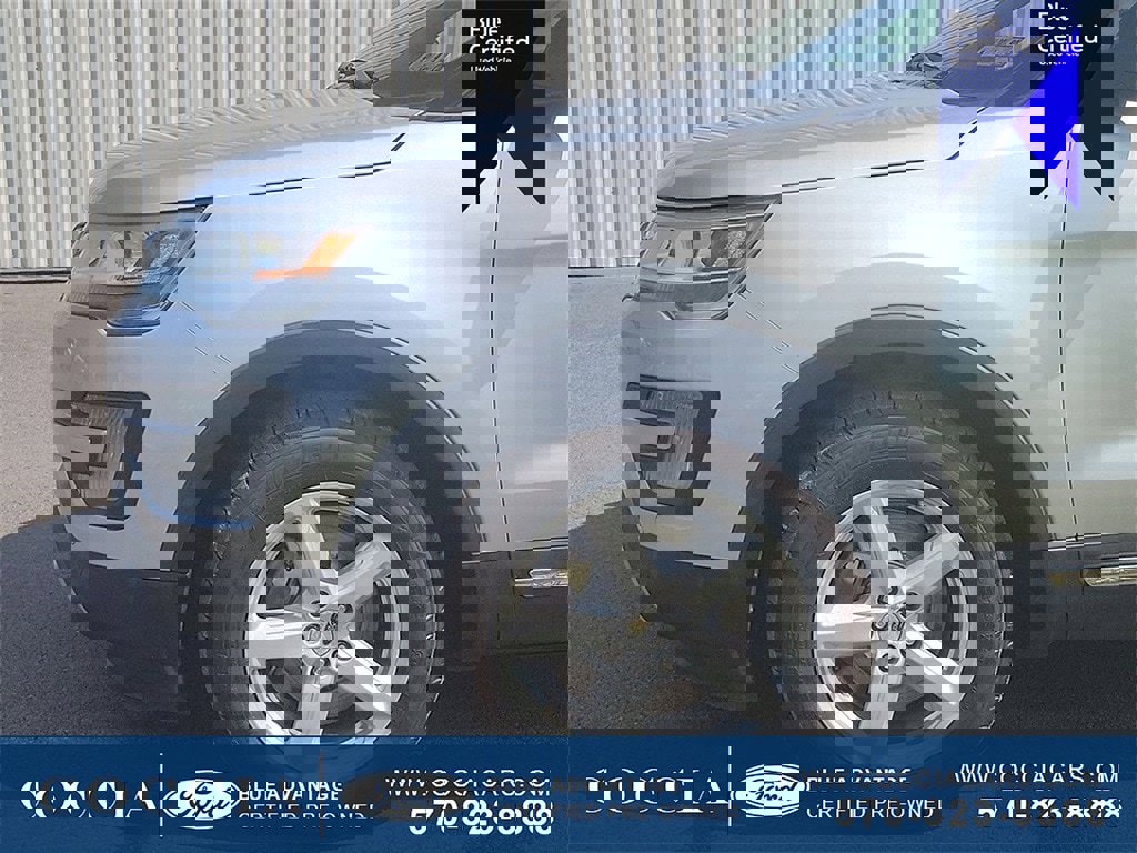 Certified 2016 Ford Explorer XLT w/ Equipment Group 202A image 12