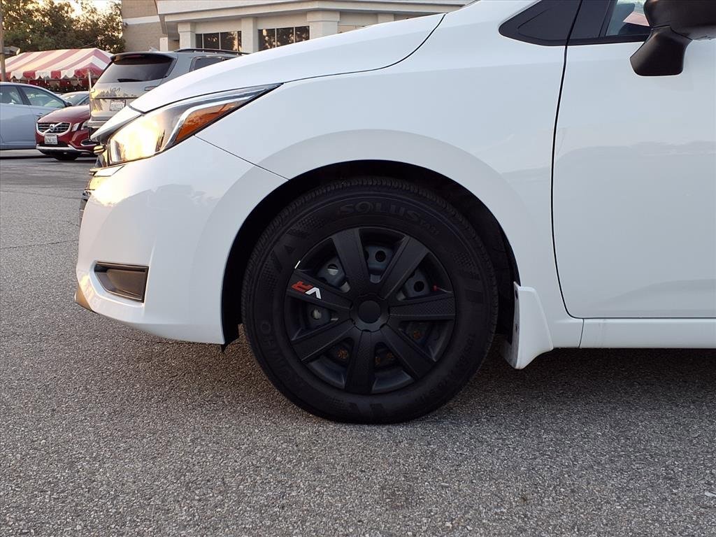 Used 2024 Nissan Versa S w/ Trunk Package image 16