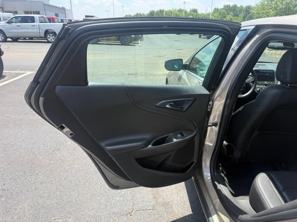 Used 2024 Chevrolet Malibu LT FWD image 29