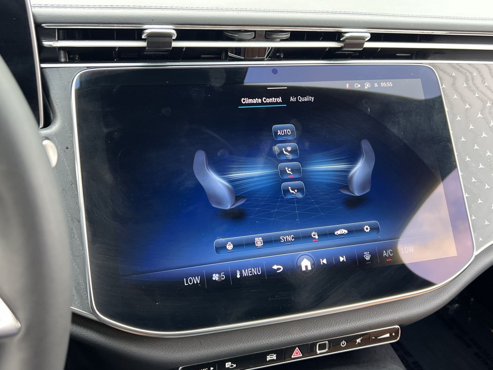 Certified 2025 Mercedes-Benz E 350 4MATIC Sedan image 26
