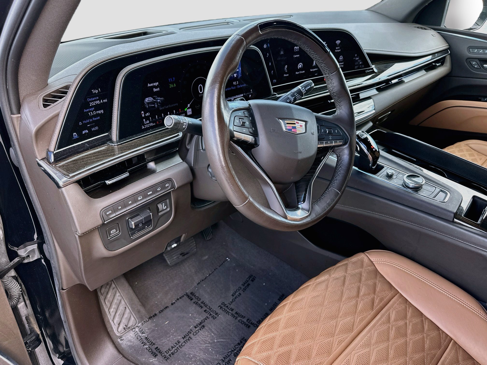 Used 2023 Cadillac Escalade ESV Premium Luxury w/ Performance Package AWD/4WD image 9