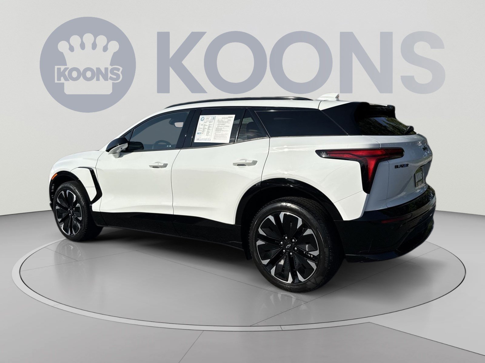 Used 2024 Chevrolet Blazer EV RS AWD/4WD image 4