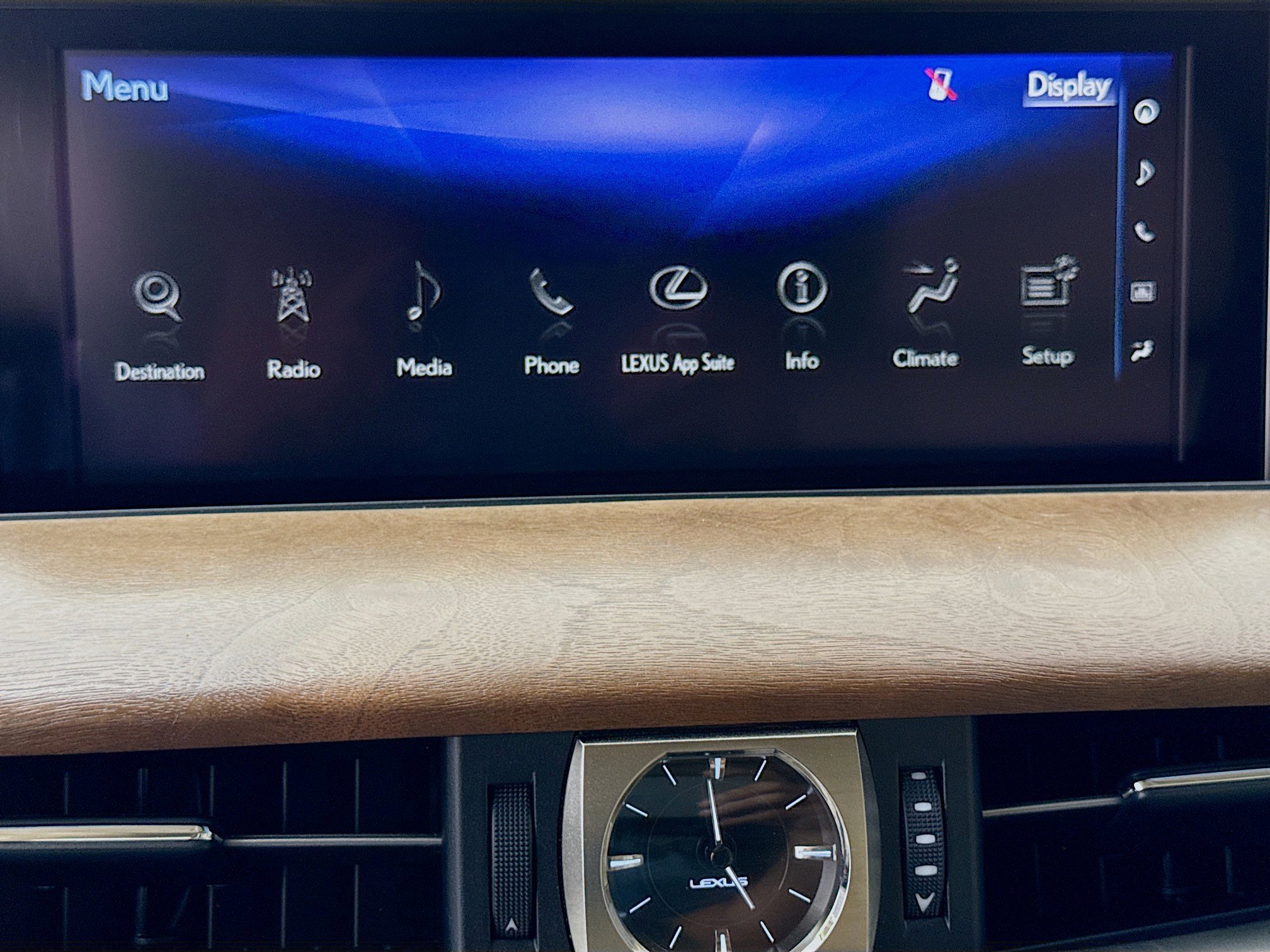 Used 2020 Lexus LX 570 4WD w/ 3rd Row & Luxury Pkg image 13