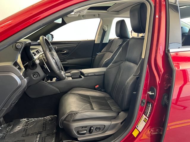 Used 2021 Lexus ES 300h w/ Accessory Package FWD image 38