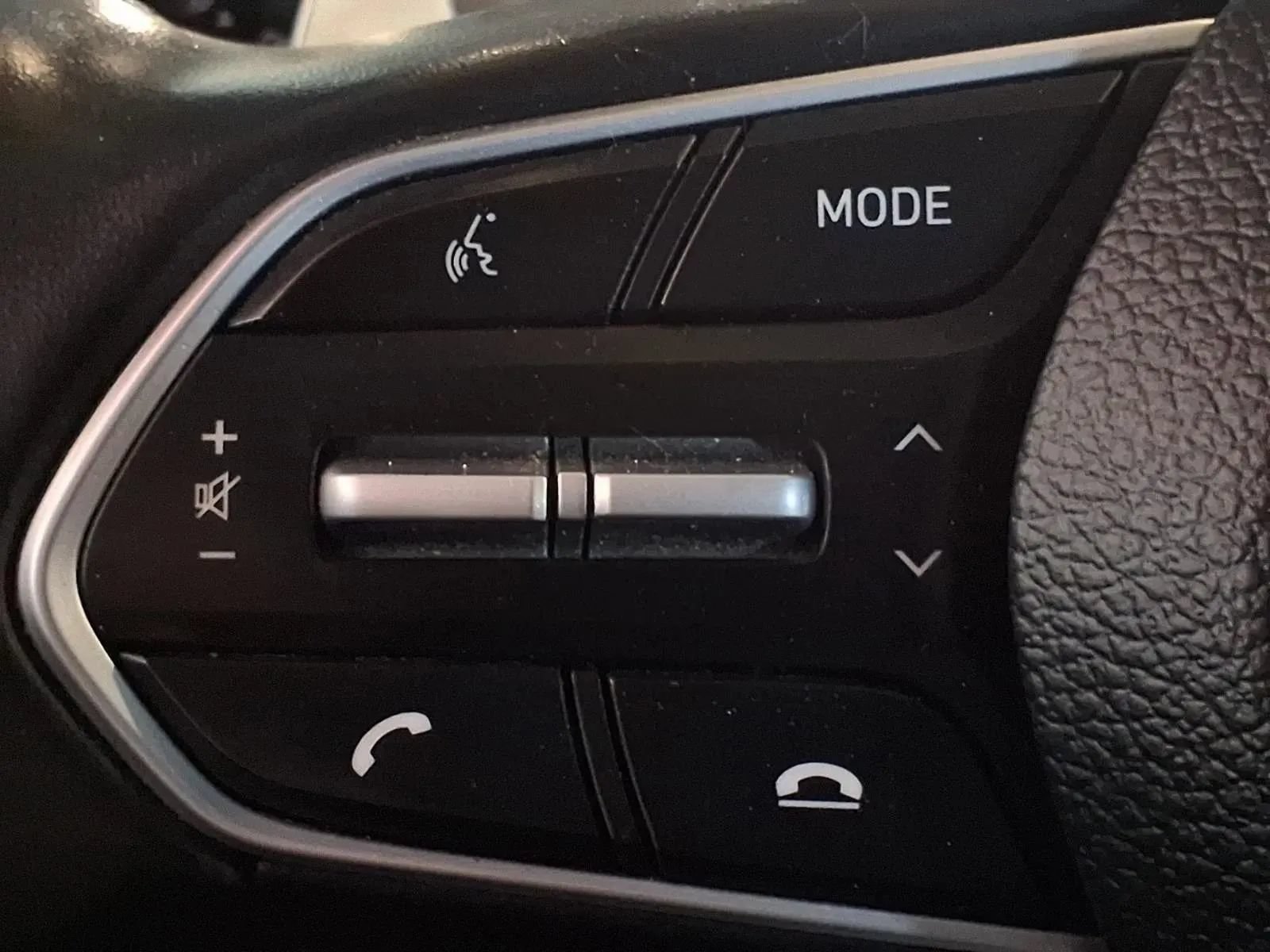 Used 2022 Hyundai Santa Fe Limited AWD/4WD image 27