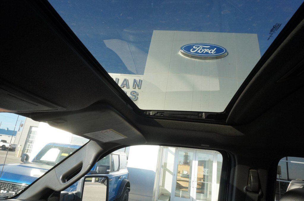 Used 2013 Ford F350 Lariat w/ Lariat Ultimate Pkg AWD/4WD image 11