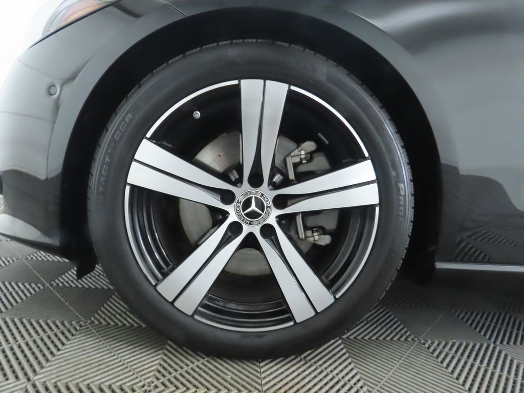 Used 2025 Mercedes-Benz C 300 4MATIC Sedan image 30