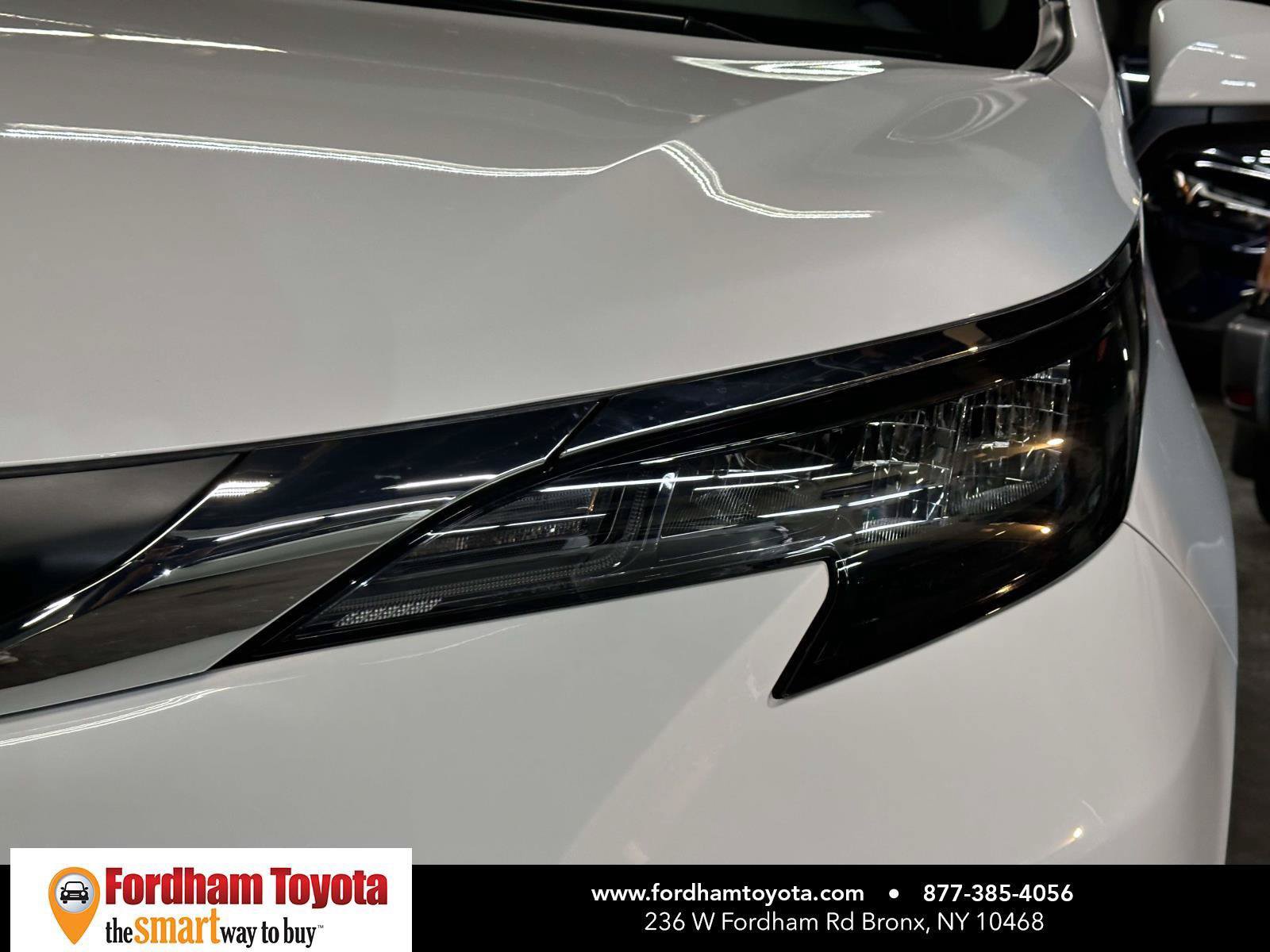 Used 2025 Toyota Sienna LE FWD image 10