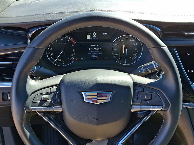 Used 2025 Cadillac XT6 Premium Luxury image 24