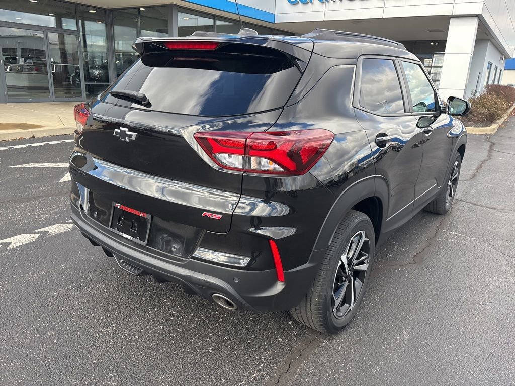 Used 2022 Chevrolet TrailBlazer RS w/ Sun and Liftgate Package image 5