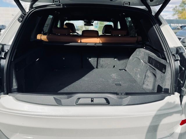 New 2026 BMW X5 xDrive50e w/ M Sport Package image 13