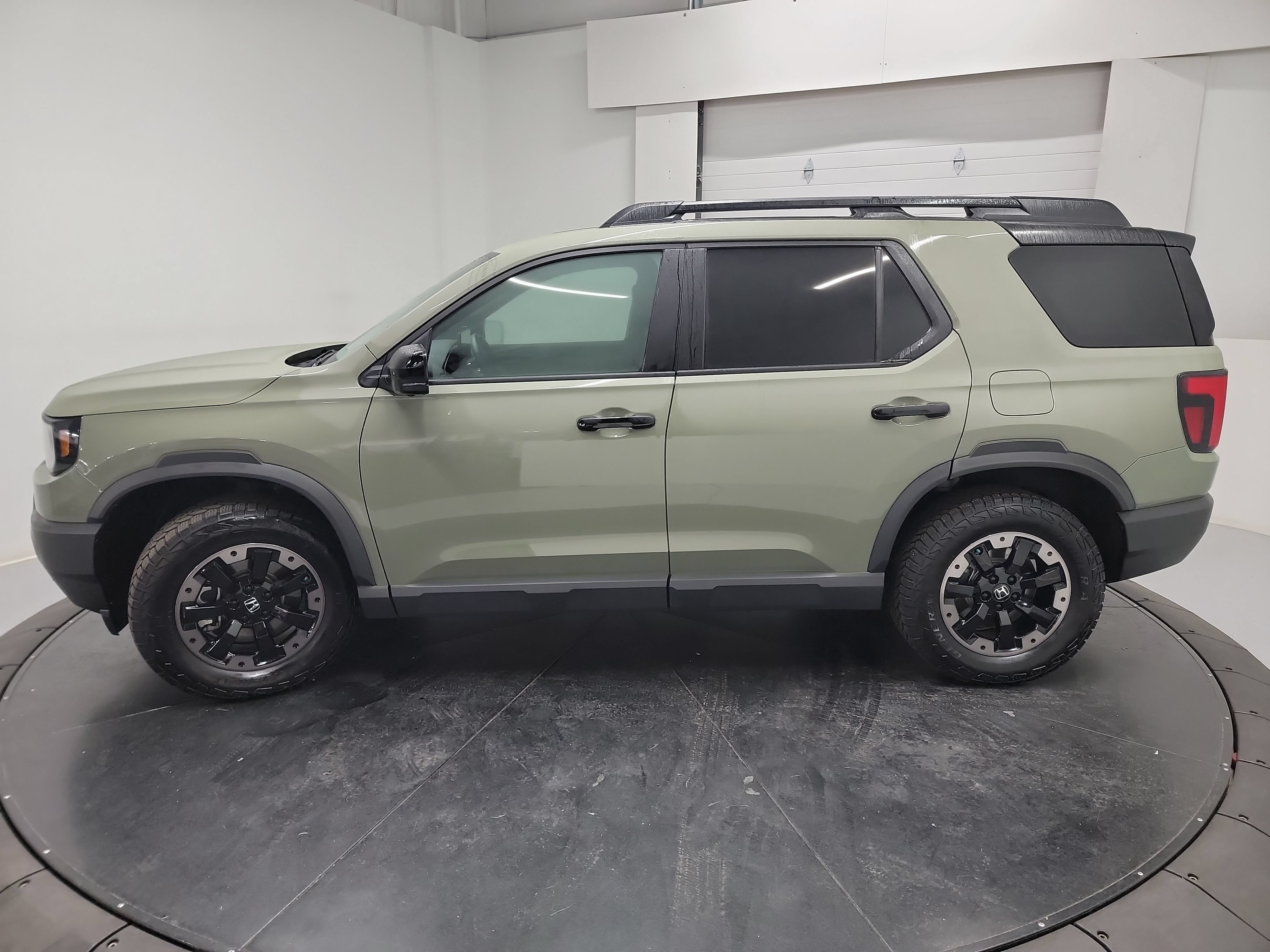 Used 2026 Honda Passport TrailSport Elite image 5