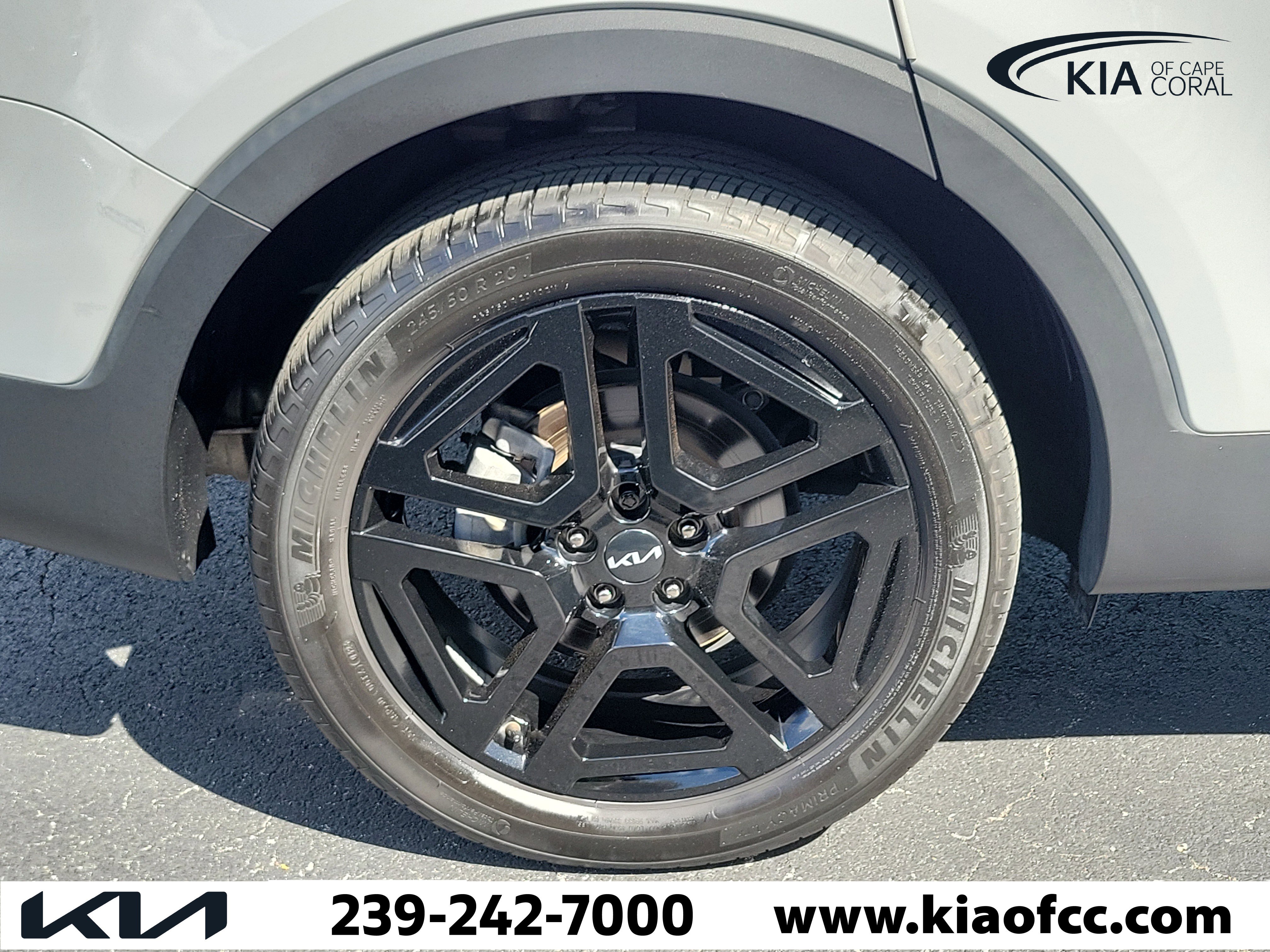 Certified 2023 Kia Telluride SX X-Line image 9