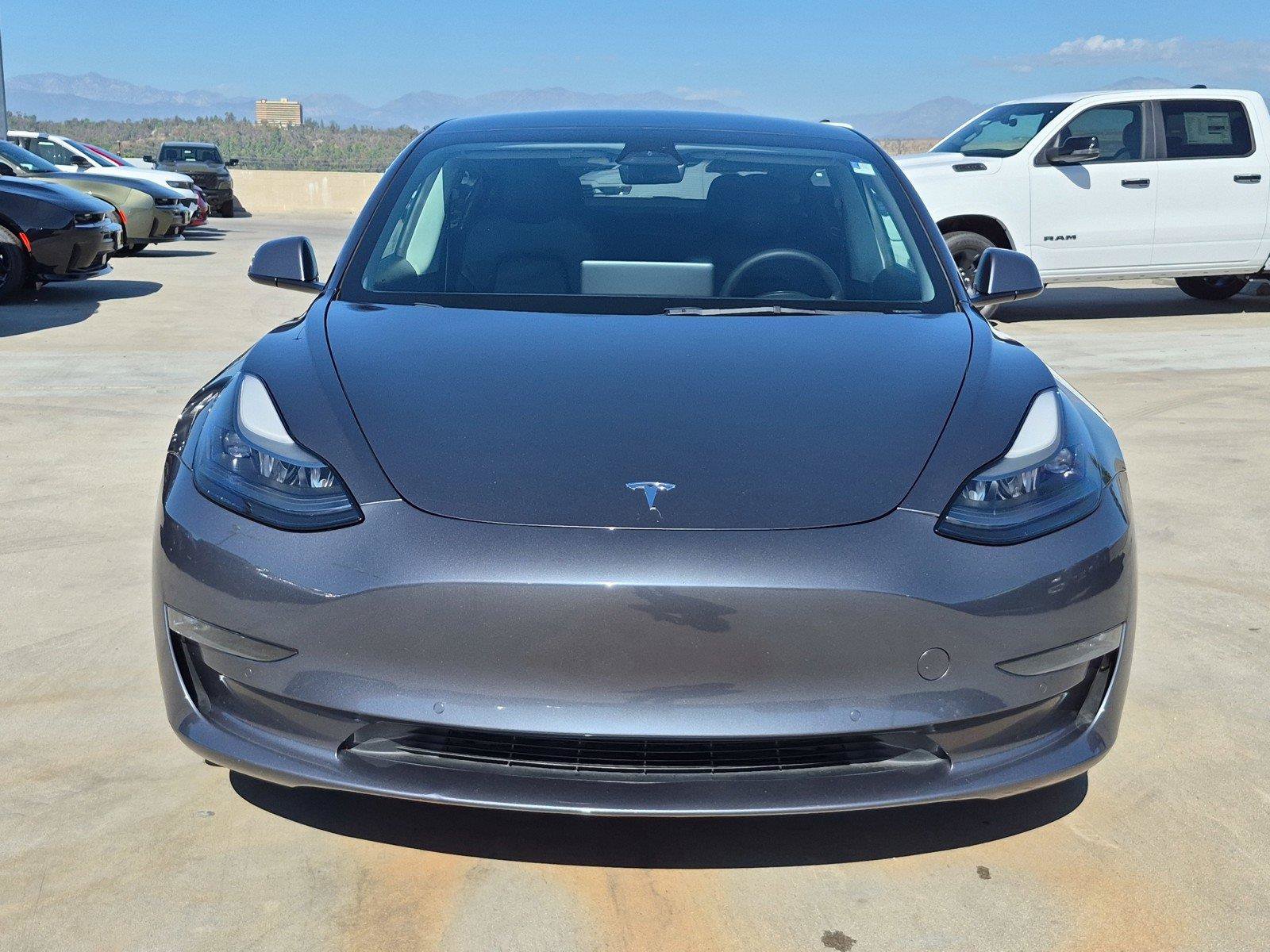 Used 2022 Tesla Model 3 Performance AWD/4WD image 2