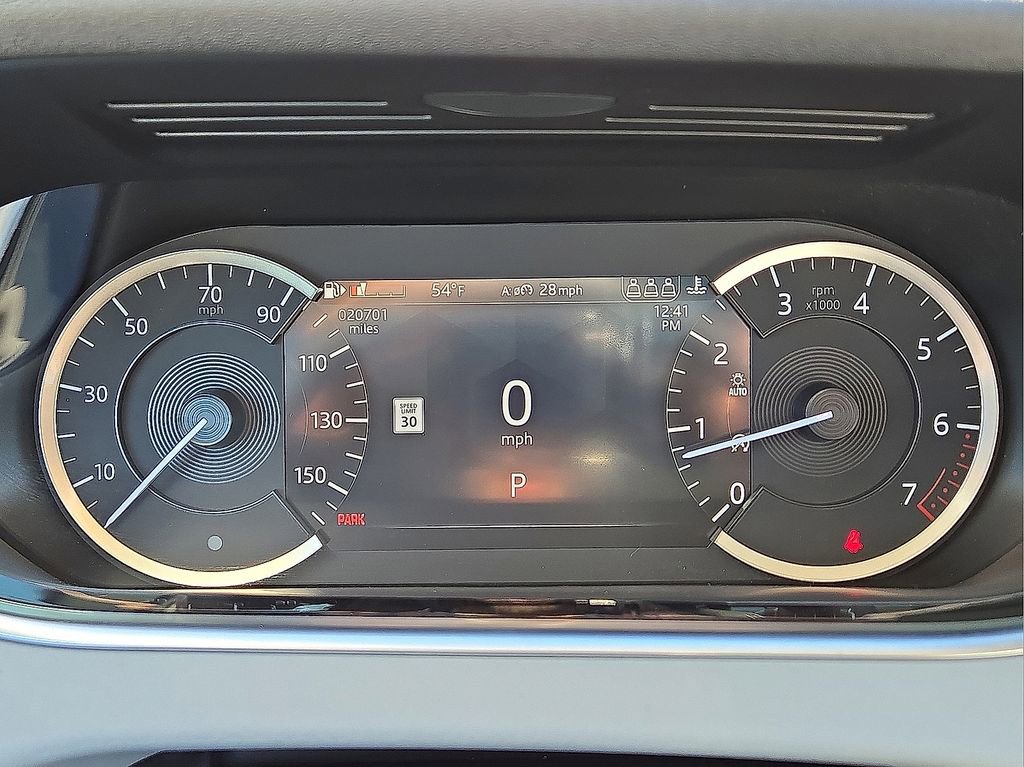 Used 2023 Land Rover Range Rover Evoque SE image 24