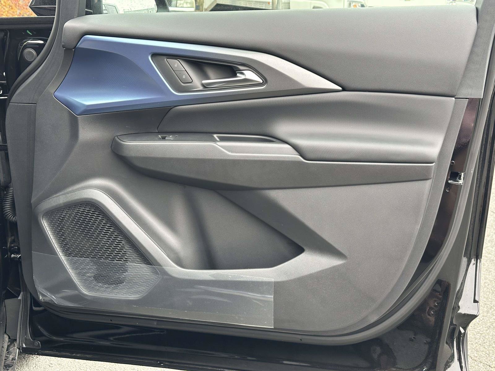 New 2026 Chevrolet Equinox EV LT AWD/4WD image 26