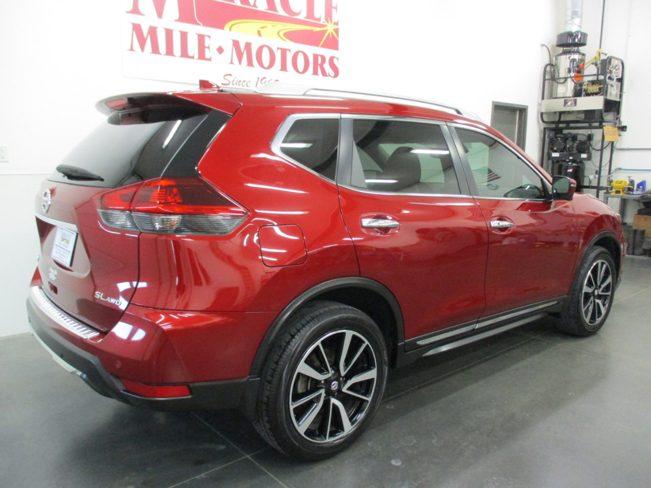Used 2020 Nissan Rogue SL w/ Premium Package image 7