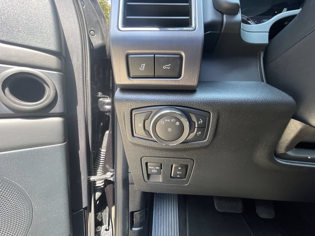Used 2021 Ford Expedition Platinum RWD image 18
