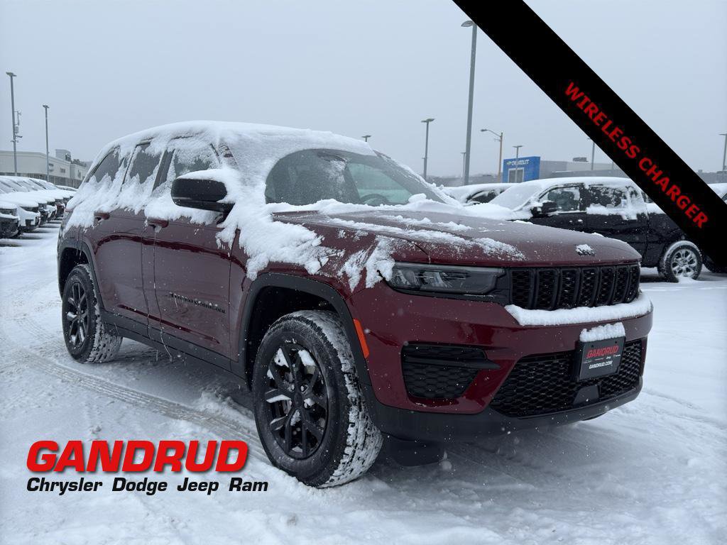 Used 2024 Jeep Grand Cherokee Altitude video 1