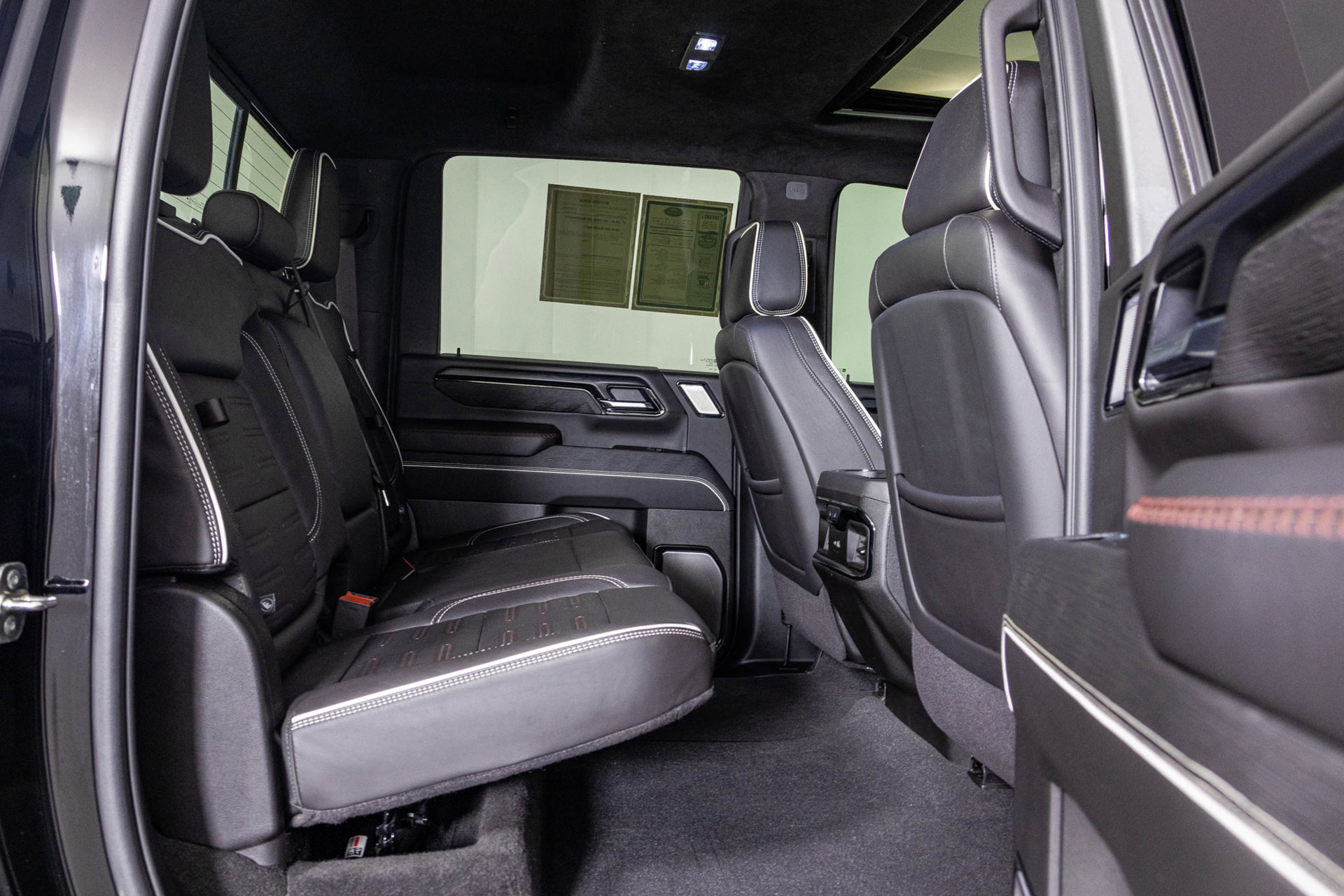Used 2025 GMC Sierra 2500 AT4X AWD/4WD image 51