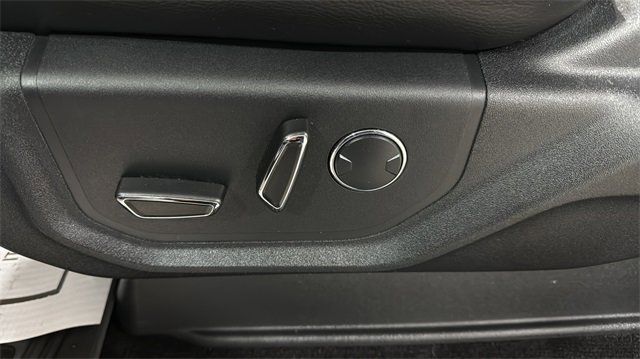 Used 2017 Ford F150 Lariat w/ Equipment Group 501A Mid image 24