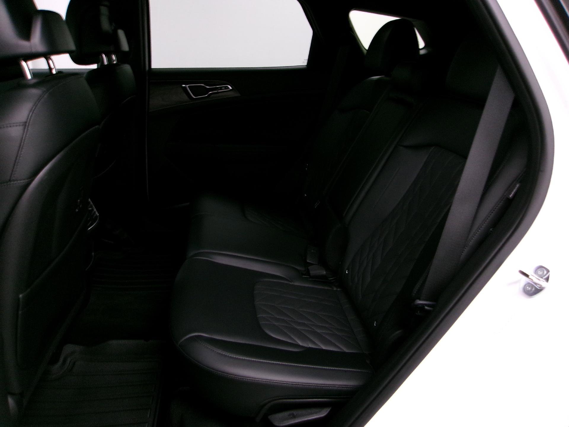 Used 2024 Kia Sportage X-Pro image 11