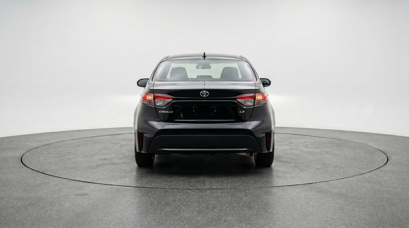 Used 2025 Toyota Corolla LE FWD image 7