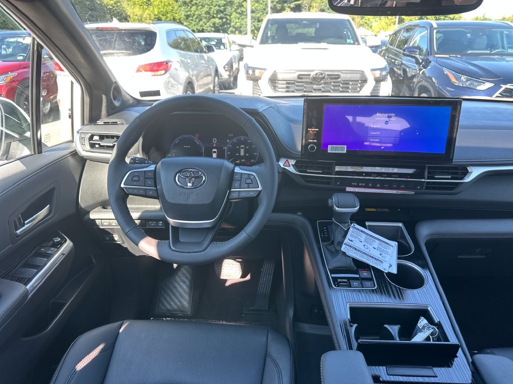 New 2026 Toyota Sienna XLE Woodland Edition AWD/4WD image 18