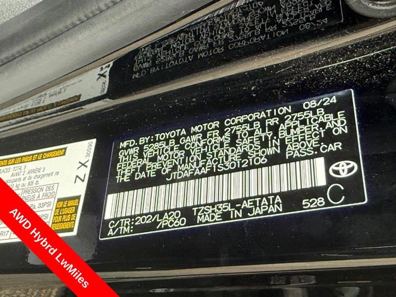 Used 2025 Toyota Crown Platinum AWD/4WD image 31