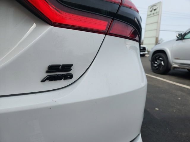 Used 2022 Toyota Camry SE w/ Cold Weather Package image 26