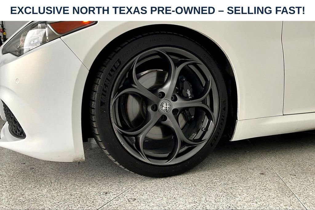 Used 2019 Alfa Romeo Giulia Ti Sport w/ Quick Order Package 22U Sport RWD image 12