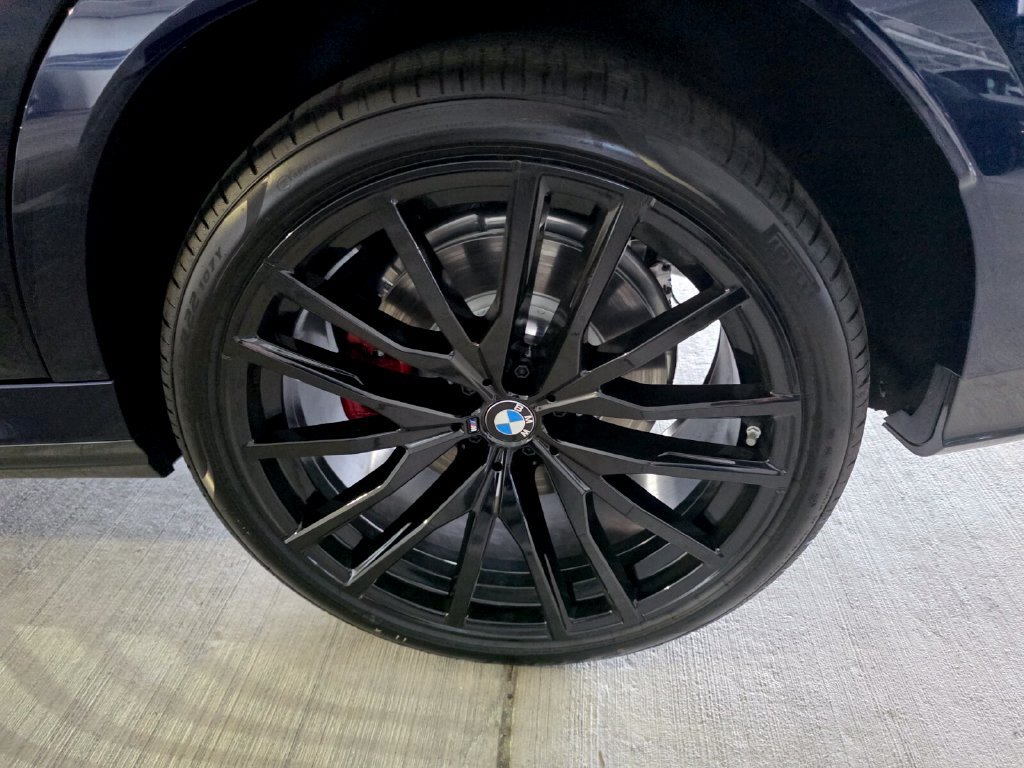 New 2027 BMW X6 M60i w/ Parking Assistance Package AWD/4WD image 6