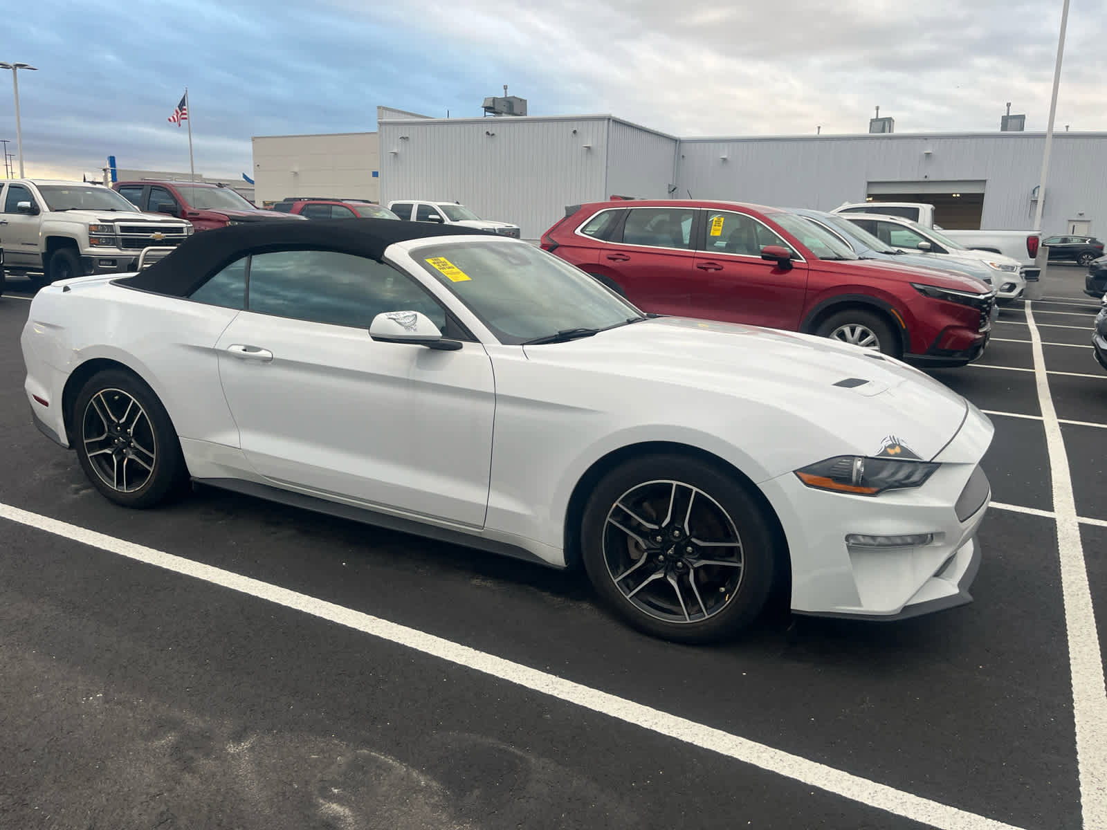 Used 2022 Ford Mustang Premium image 3